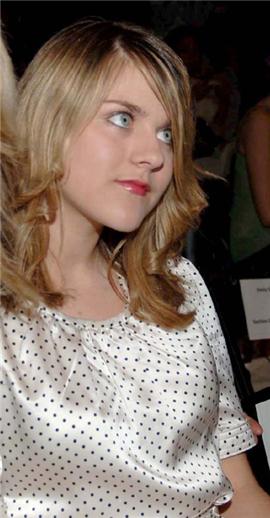 Frances is the daughter of Courtney Love and the late Kurt Cobain