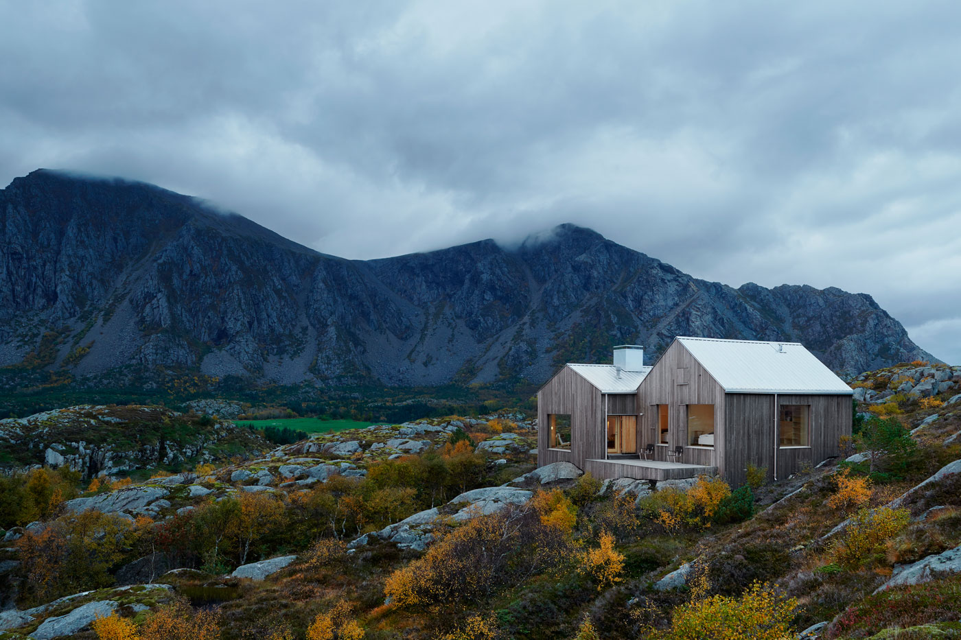 Between The Mountains And The Norwegian Sea Vega Cottage