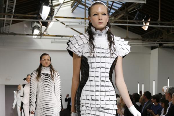 Paris Fashion Week Debuts with a Gareth Pugh Creations