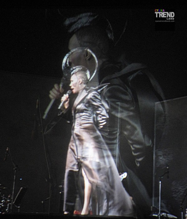 grace jones-hollywood bowl-8