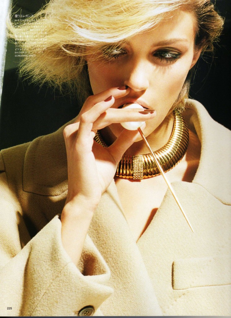 anja-rubik-high-maintenance-vogue-nippon-7