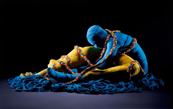 Lana-Sutra-by-Erik-Ravelo-for-Benetton-10