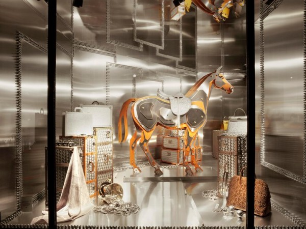 Leïla Menchari-Behind Hermes Windows
