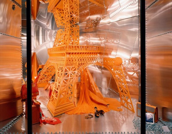 Leïla Menchari-Behind Hermes Windows