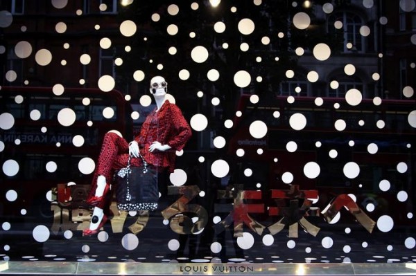 Yayoi Kusama Selfridges Window Takeover