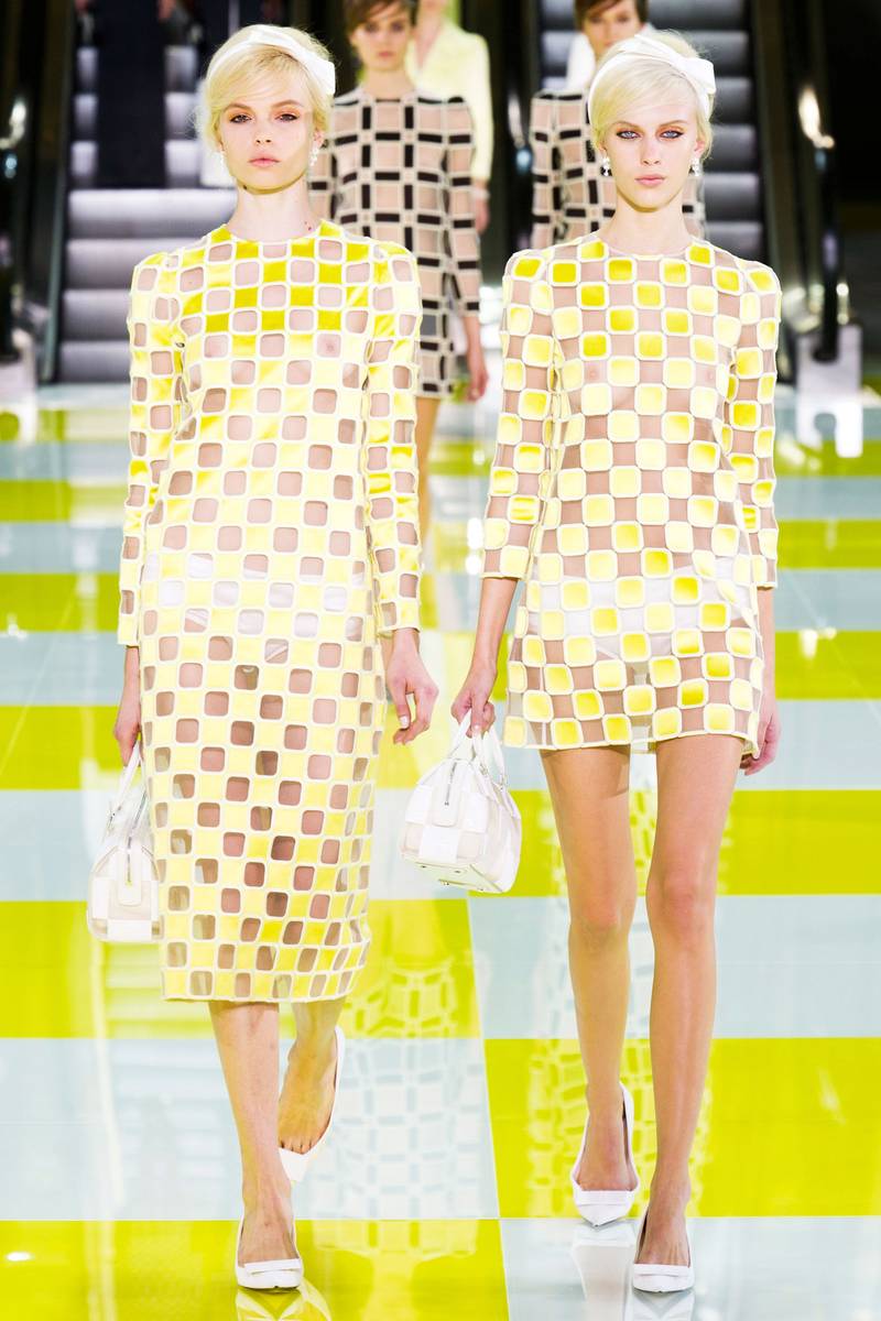 Louis Vuitton Spring 2011 – FashionWindows Network