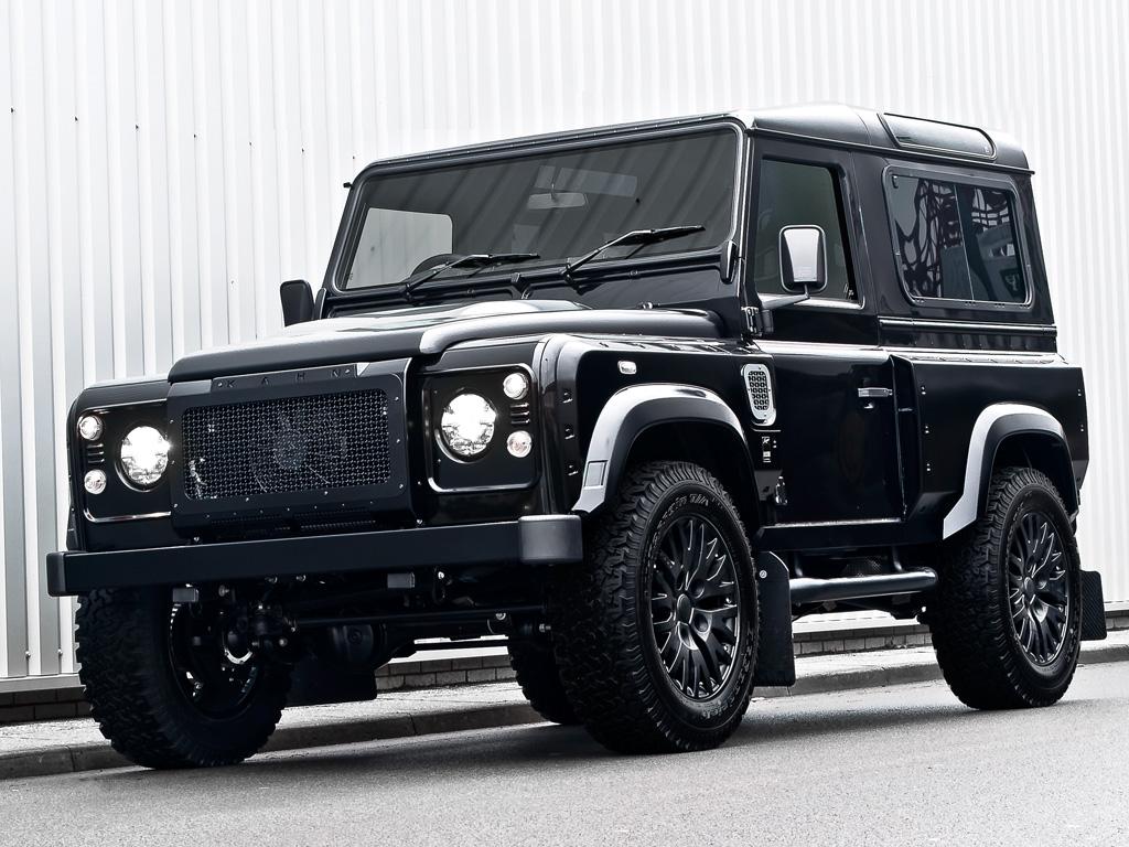 handicap rotatie Voorbijgaand Car Crush: Land Rover Defender Harris Tweed Edition by Kahn Design