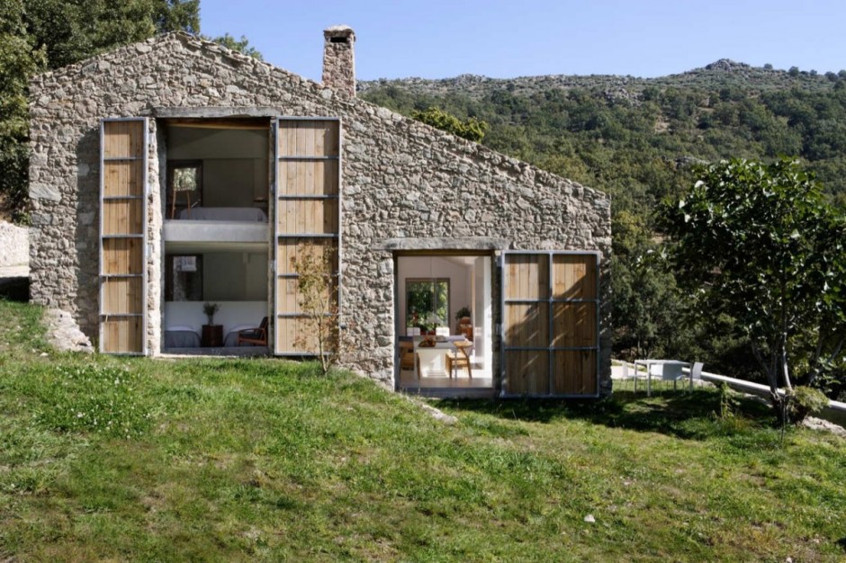 abaton architects estate in extremadura