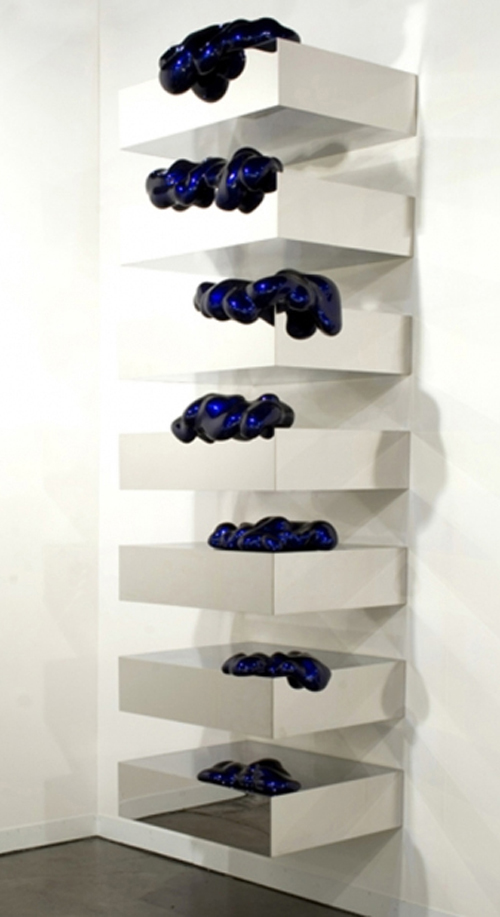 Sylvie Fleury, Eternal Wow on Shelves (bronze), 2008