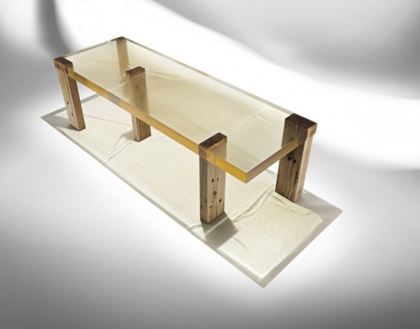 Nucleo_Wood Fossil Table