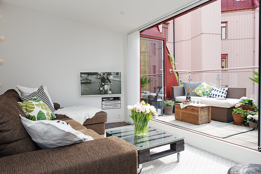 charming swedish apartment Details Living Room