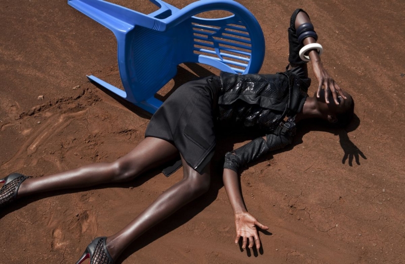 Viviane Sassen: In and Out of Fashion