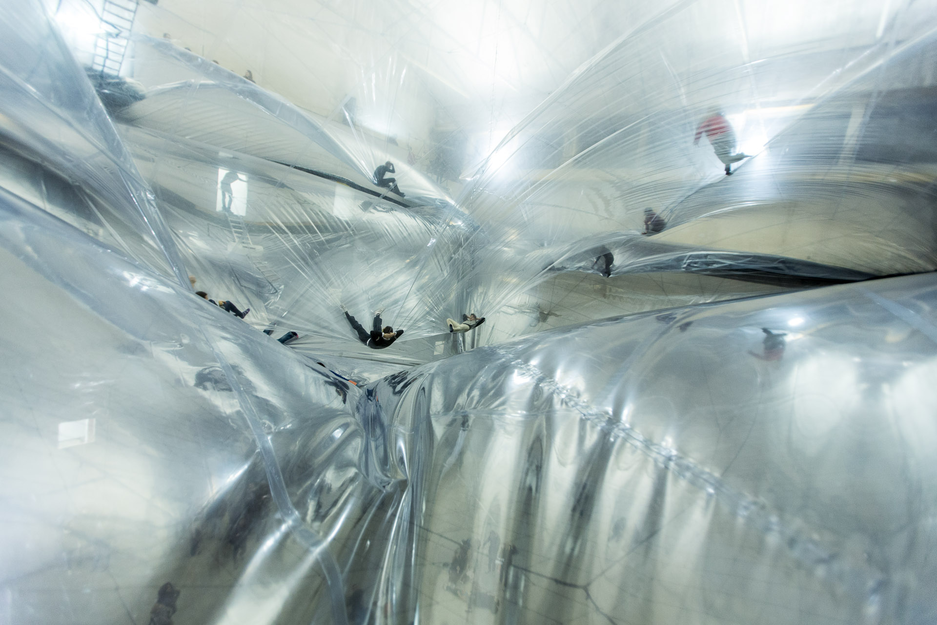 _Tomas Saraceno_On Space Time Foam