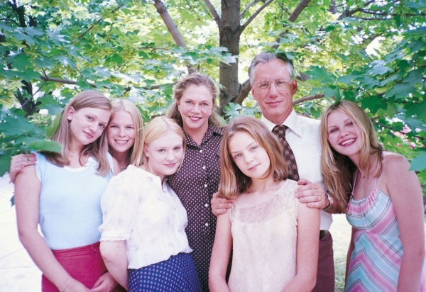 trailer tuesday the virgin suicides