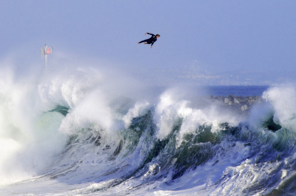 Red Bull Ilume Benjamin Ginsbery surf scaled