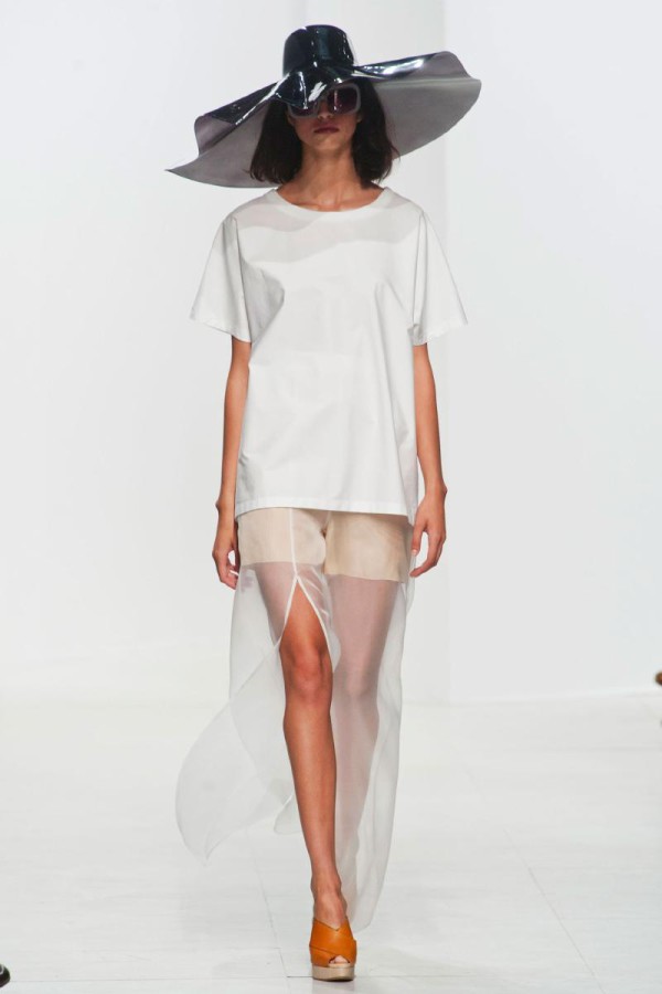 hussein chalayan ss