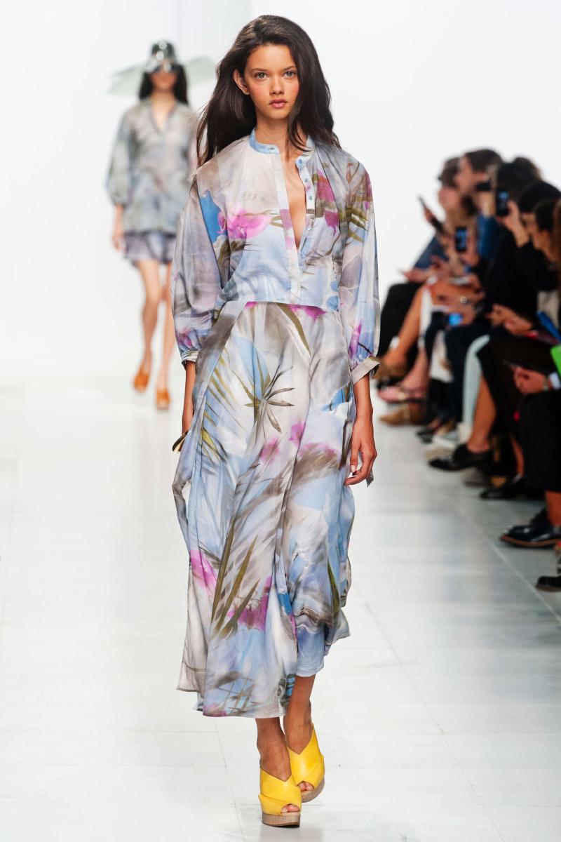 hussein chalayan ss