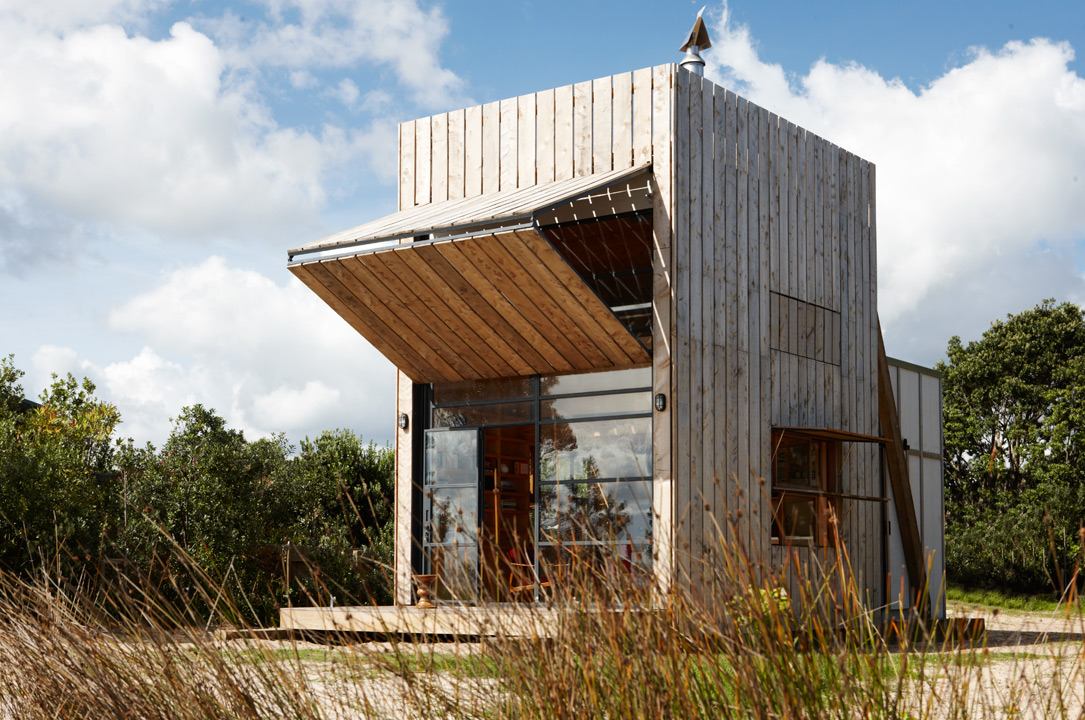 new zealand beach house by crosson clarke carnachan