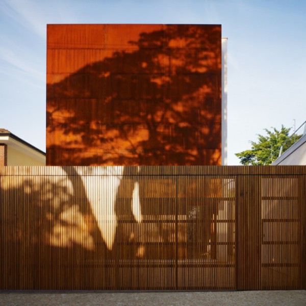 Corten House_Sao Paulo _Michael Kogan_