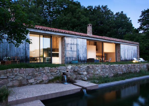 Off Grid Home in Extremadura by Abaton_ss_