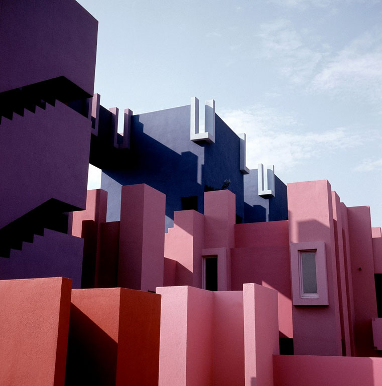 muralla roja architecture