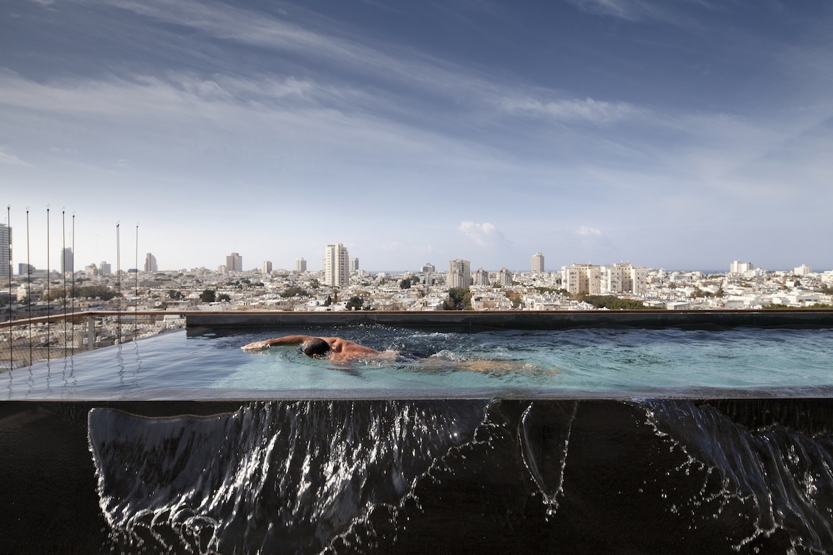 Pitsou Kedem Penthouse With A Pool In Tel Aviv