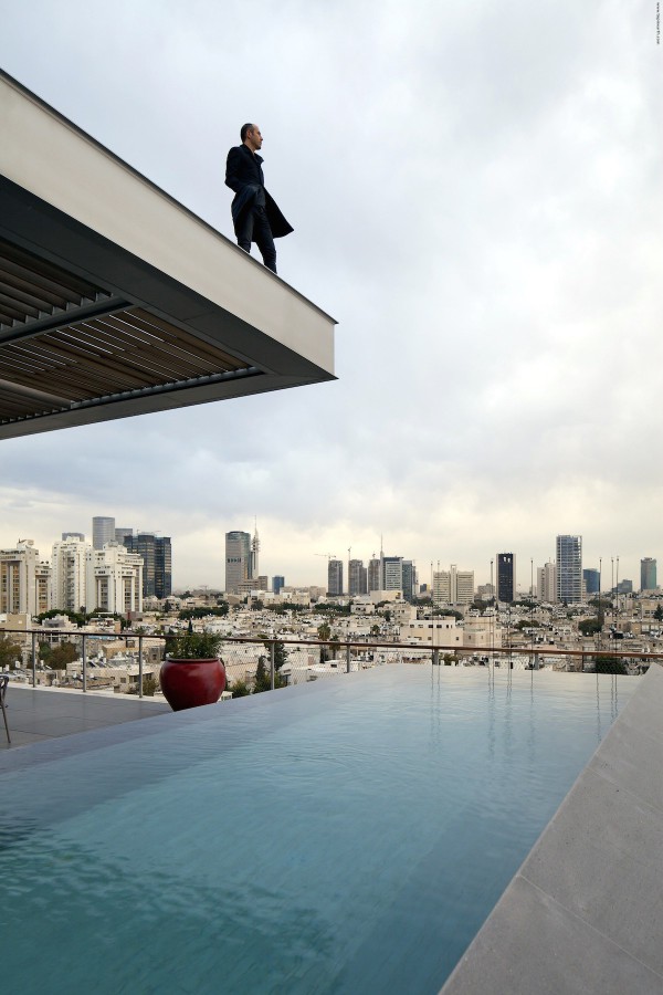 Pitsou Kedem Penthouse With A Pool In Tel Aviv