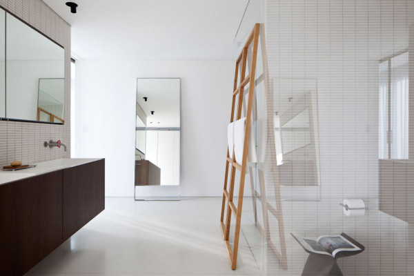 Pitsou Kedem Penthouse With A Pool In Tel Aviv