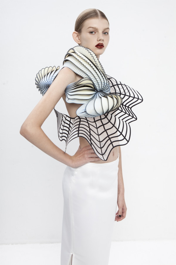 noa raviv graduate collection