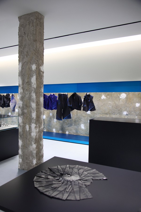 Issey Miyake London Flagship Store by Tokujin Yoshika