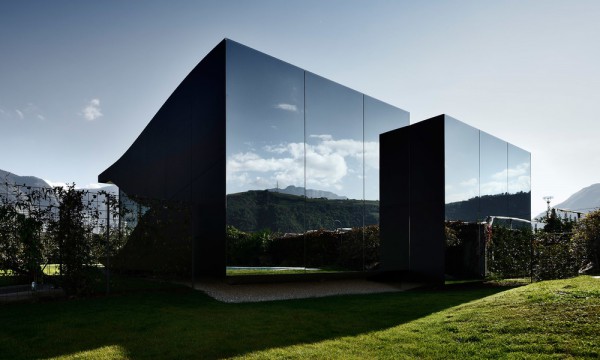 Mirror House_Peter Pichler_