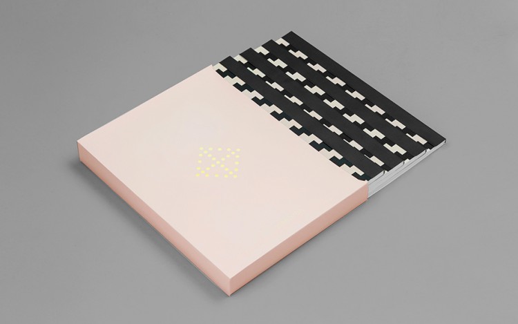 capicua stationery by anagram