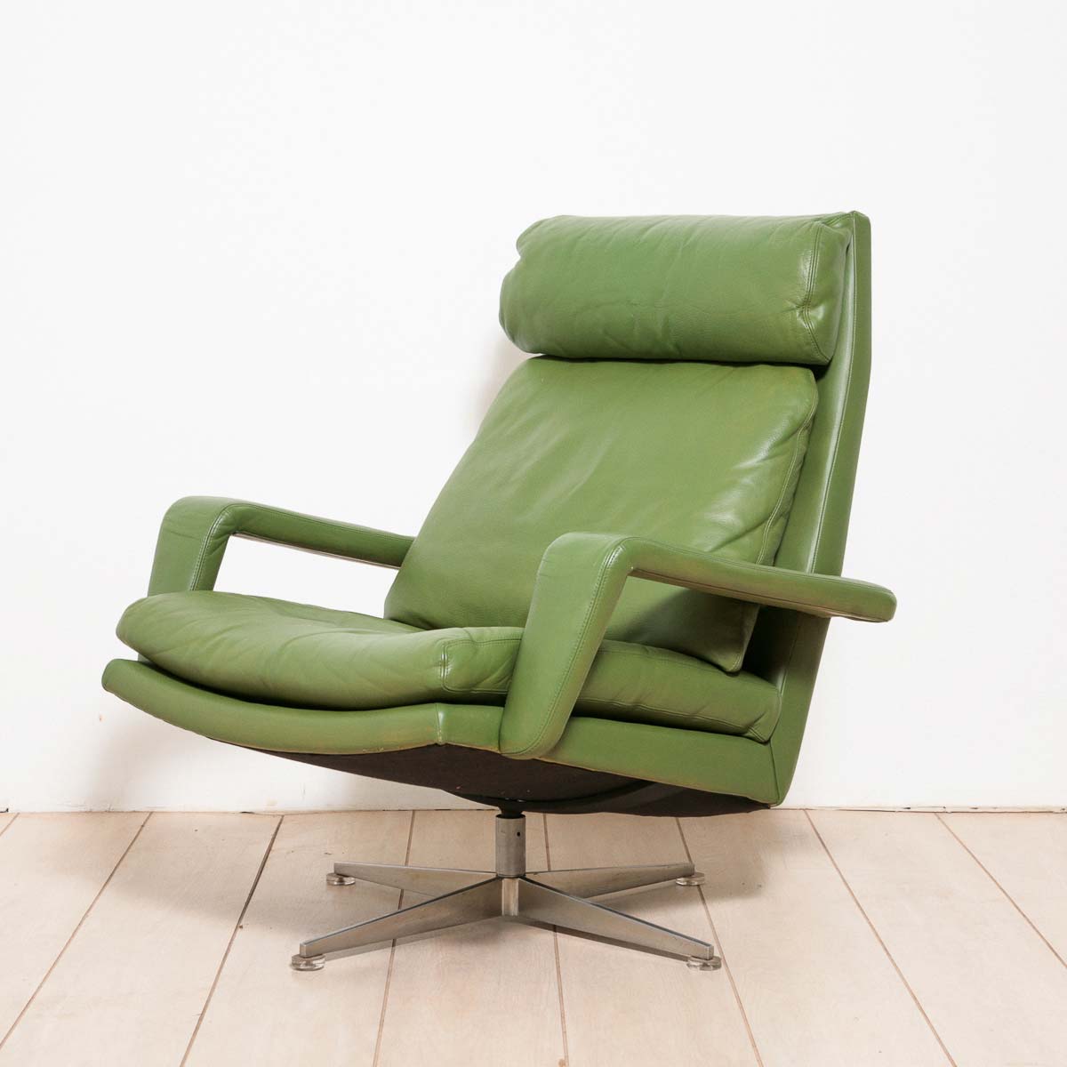 vandermost modern furniture green chair
