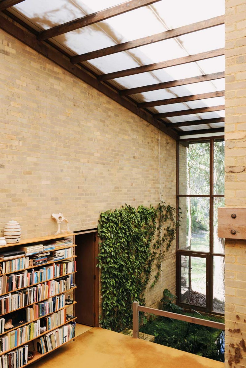 The Featherston House Melbourne Robin Boyd photo lauren bamford