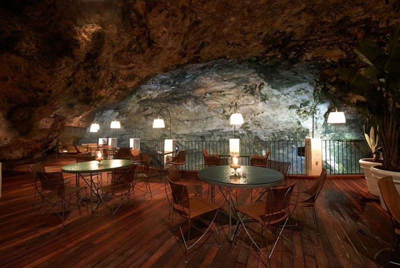 grotta palazzese restaurant in a cave