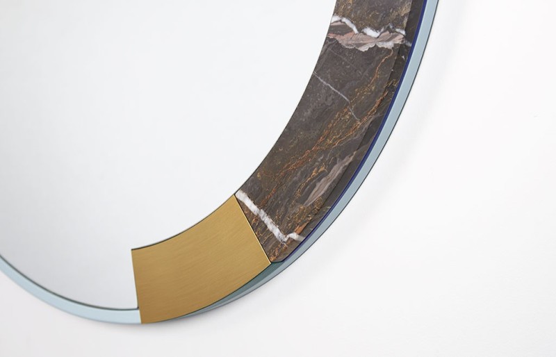 zoe mowat mirror