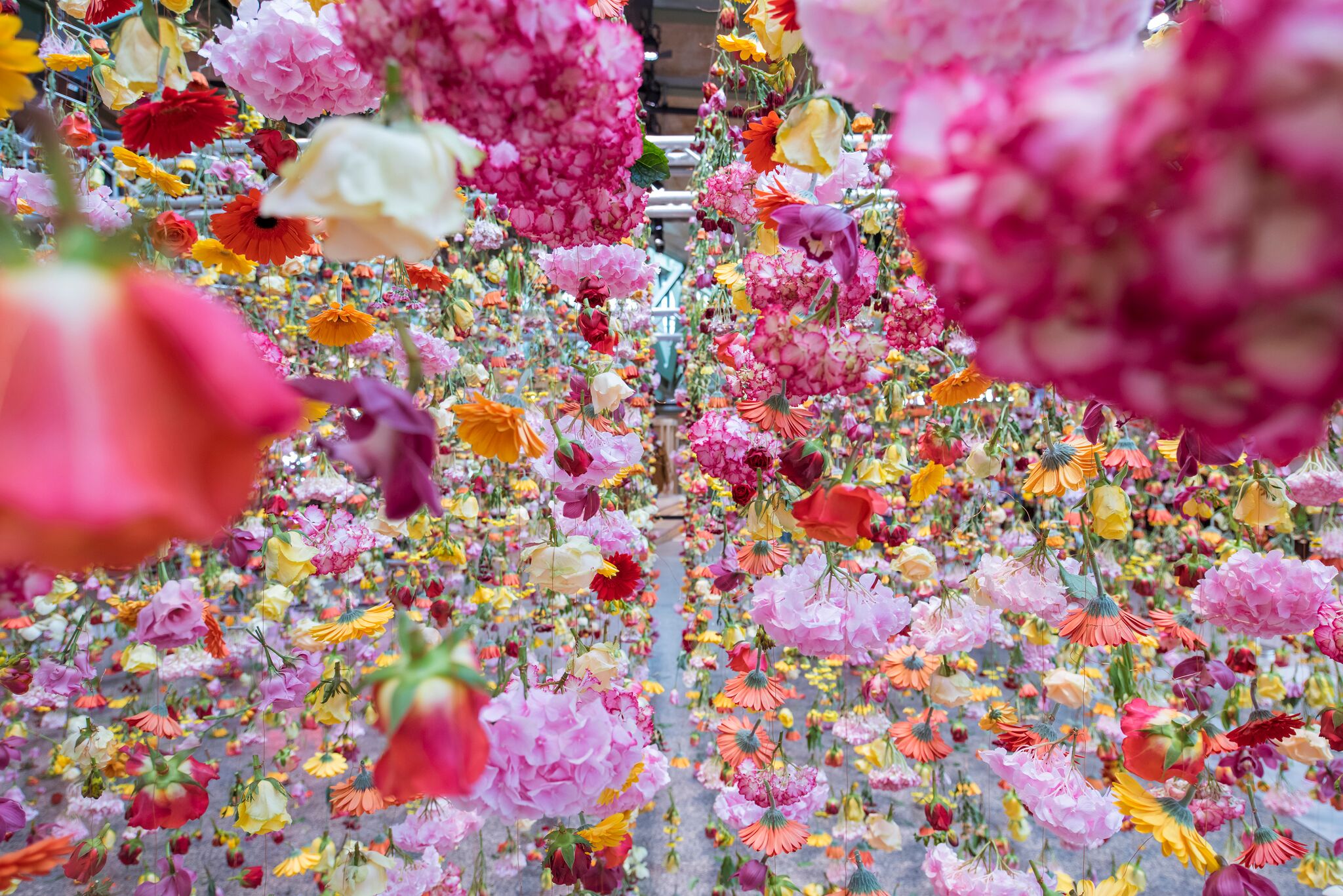 rebecca louise laws floral installation at bikini berlin