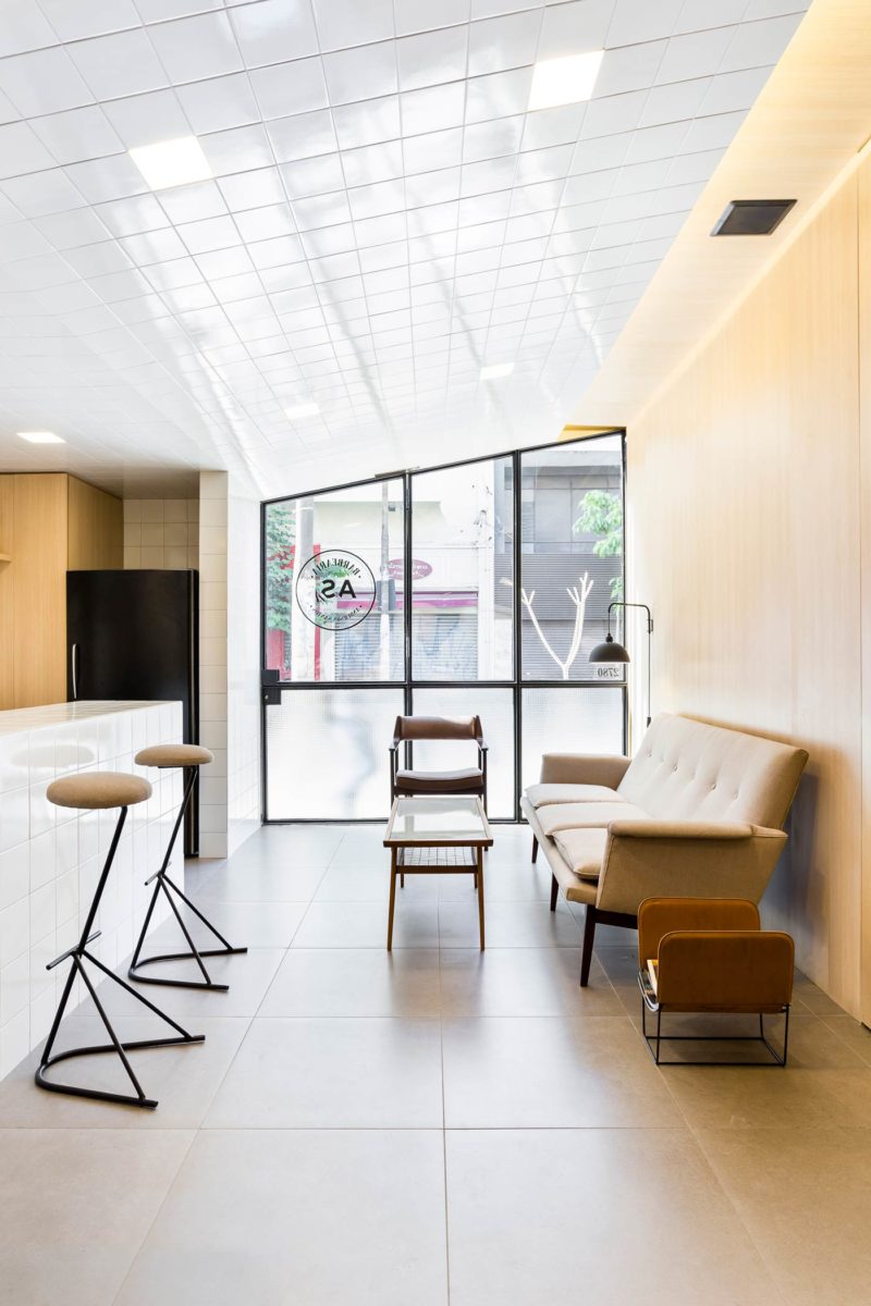 Felipe Hess_ _Ricardo_Bassetti_barbershop Sao Paulo