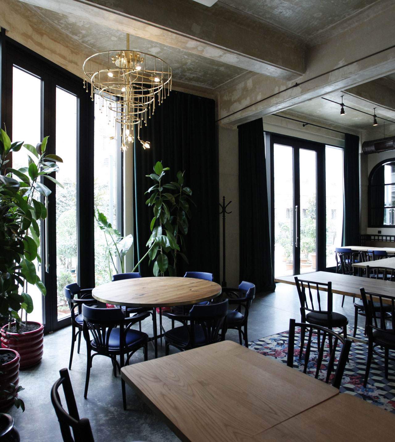 strada cafe restaurant by rooms tbilisi