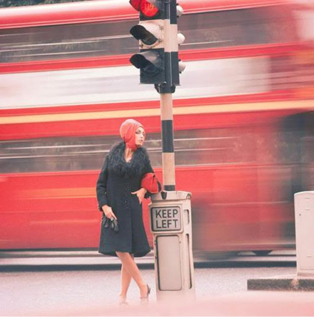 s women fashion vogue by norman parkinson