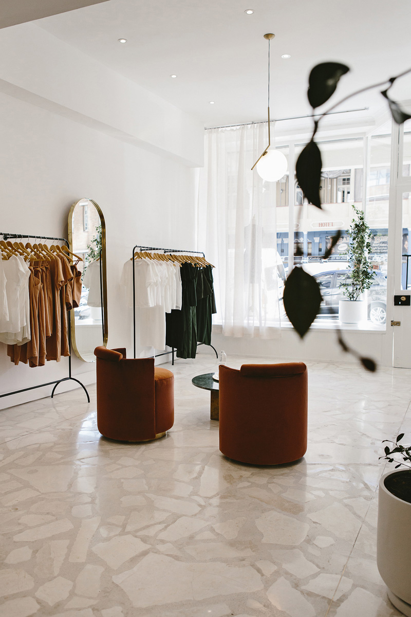 Margot Molyneux store