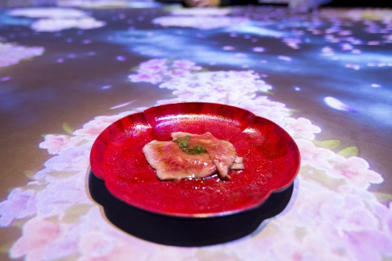 interactive dining experience at tokyo sagaya by teamlab