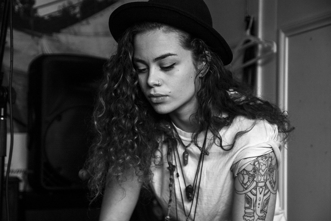 tash sultana tiny desk concert