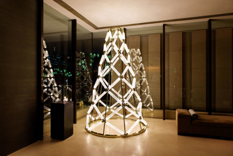 The Upper House_Christmas tree Yabu Pushelberg x LASVIT_ _Hong Kong_©TheUpperHouse