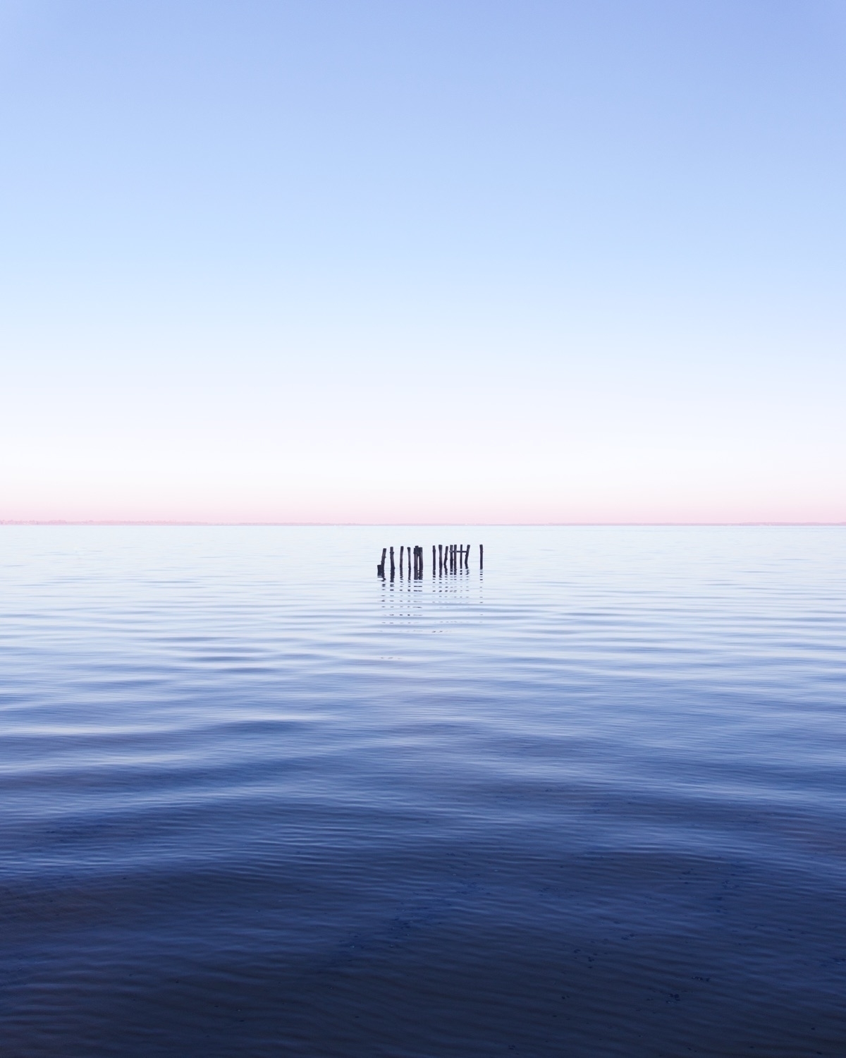 laetitia modine minimalist photography