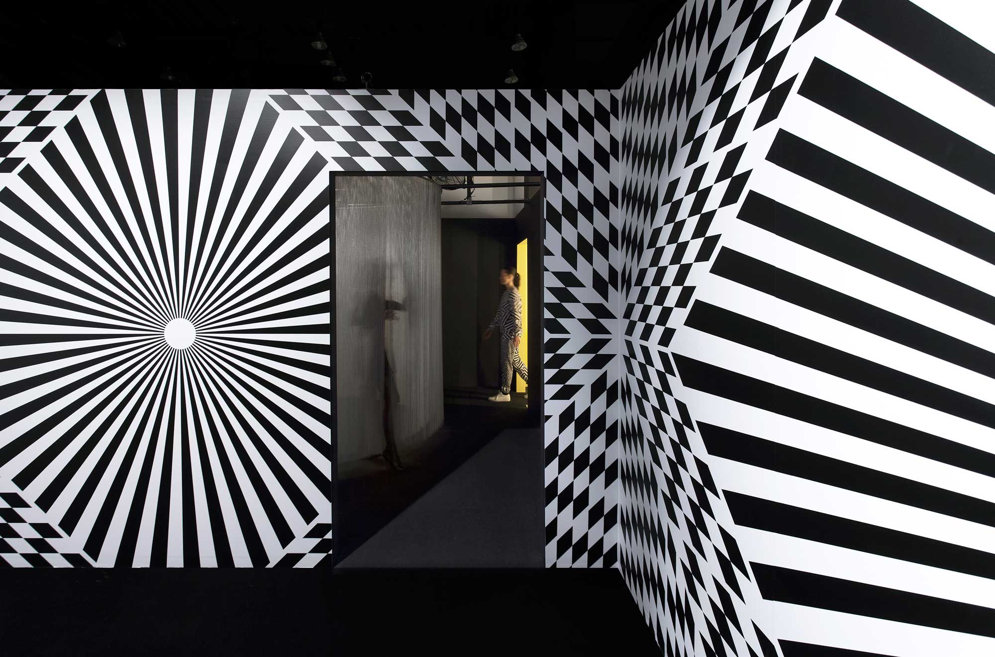 rafael de cardenas sahra motalebi amaze installation new york