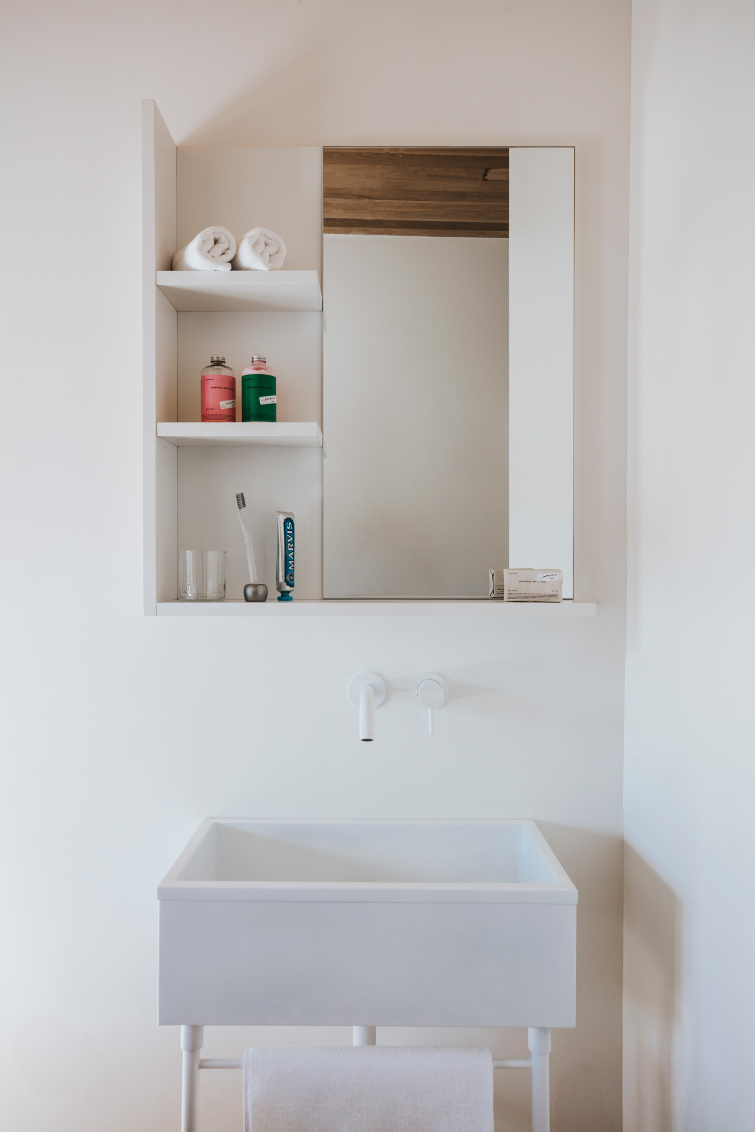 SAVVY Studio Gowanus Inn and Yard Brooklyn