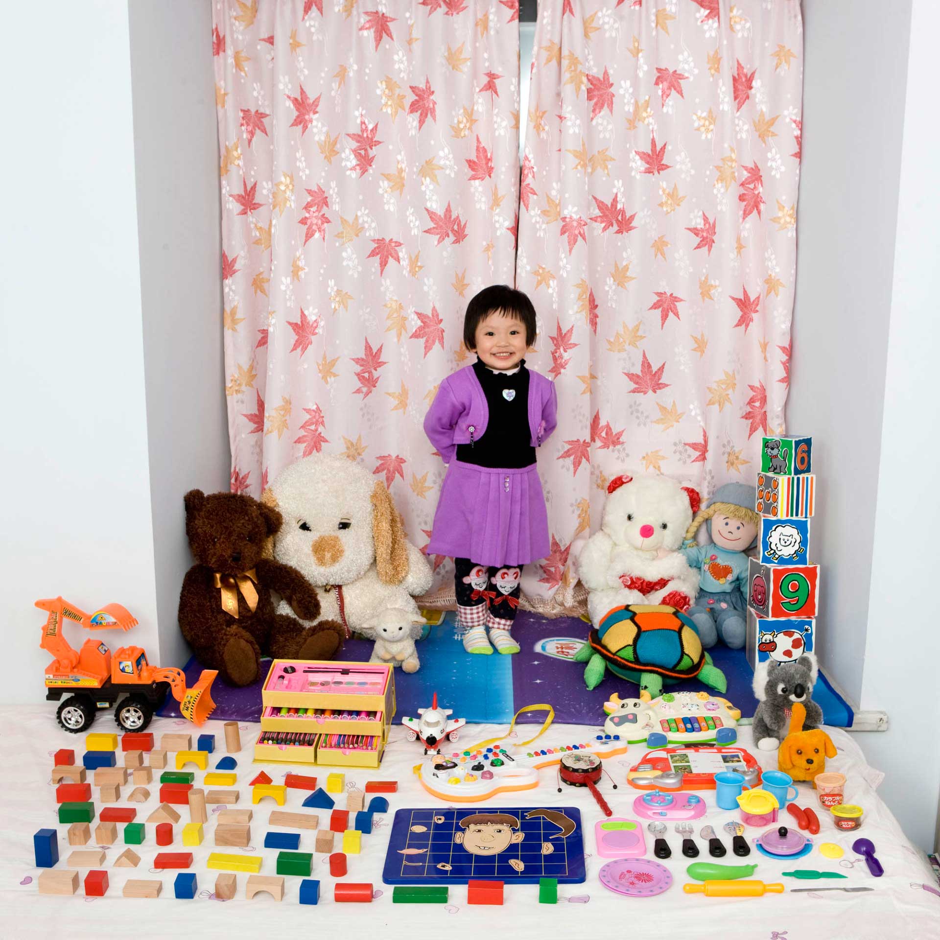 toy stories by gabriele galimberti
