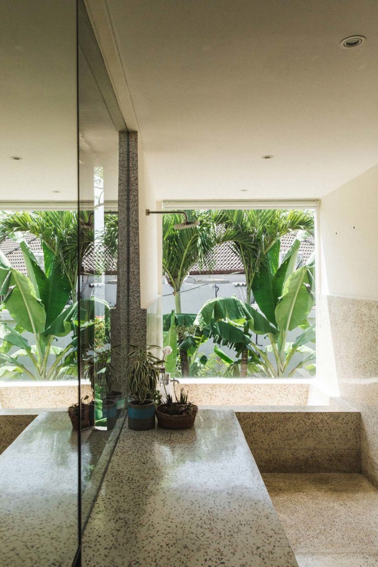 brutalist tropical home patisandhika daniel mitchell bali