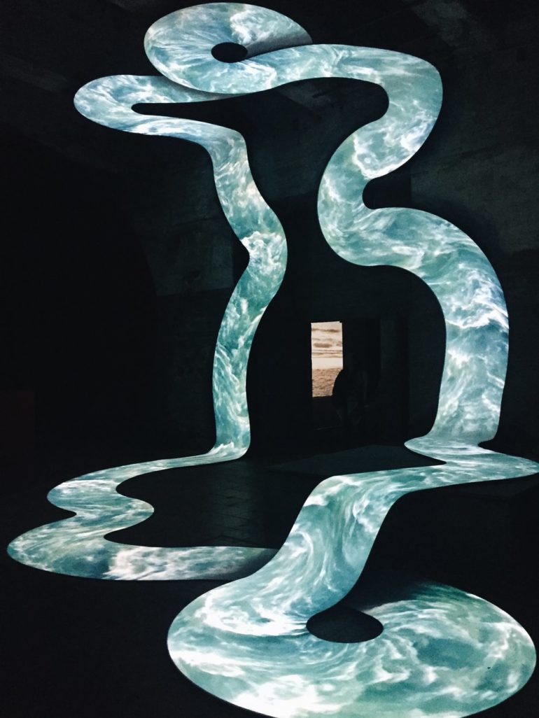 'Lupanar' Installation Where Water Flows to the Infinite